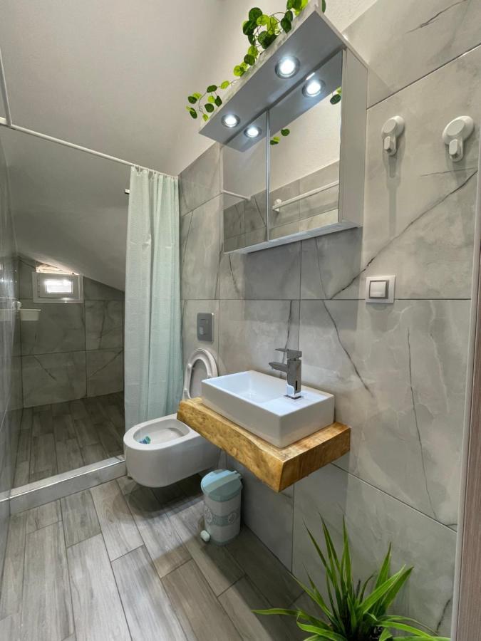 Sofias House Lägenhet Nea Kallikrateia Exteriör bild